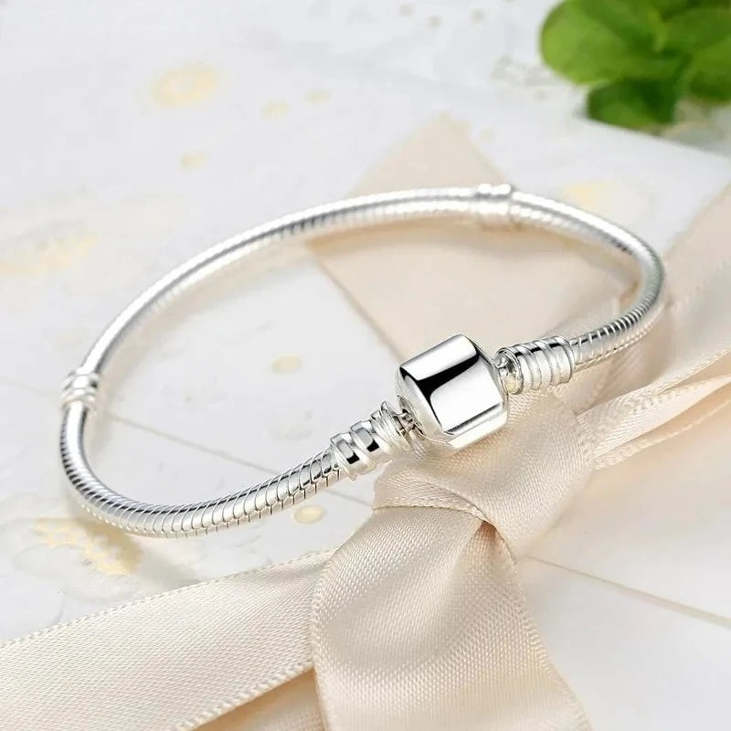 Smooth Charm Snake Bracelet