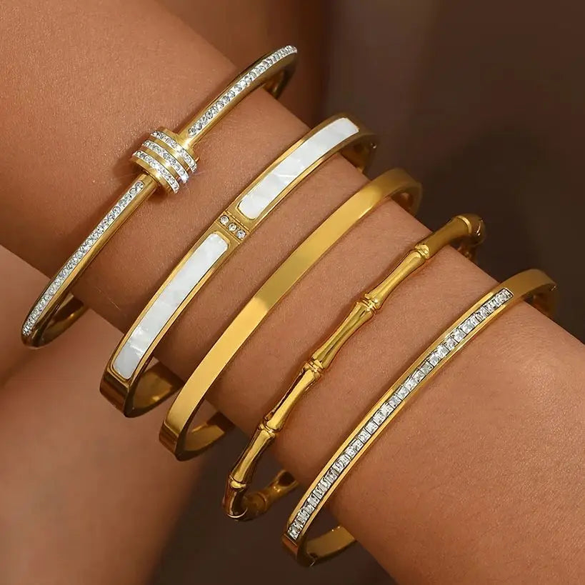 Lucky Clover Chic Bracelet