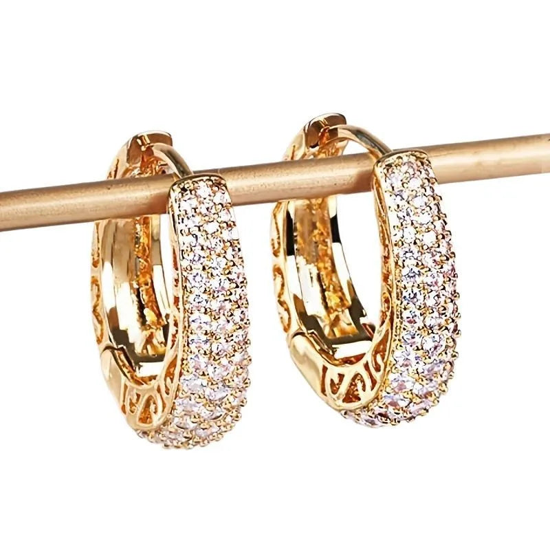 LuxeLoop – Hollow Gold Hoop Earrings