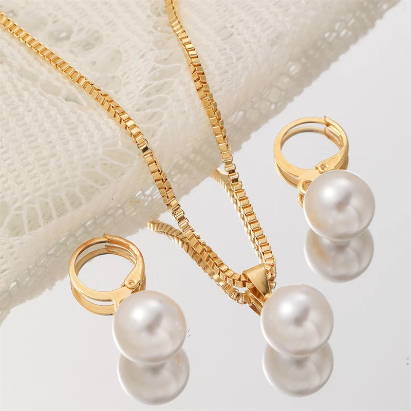 Golden Pearl Elegance Jewelry Set