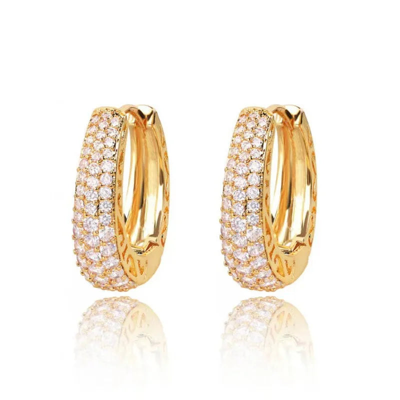 LuxeLoop – Hollow Gold Hoop Earrings