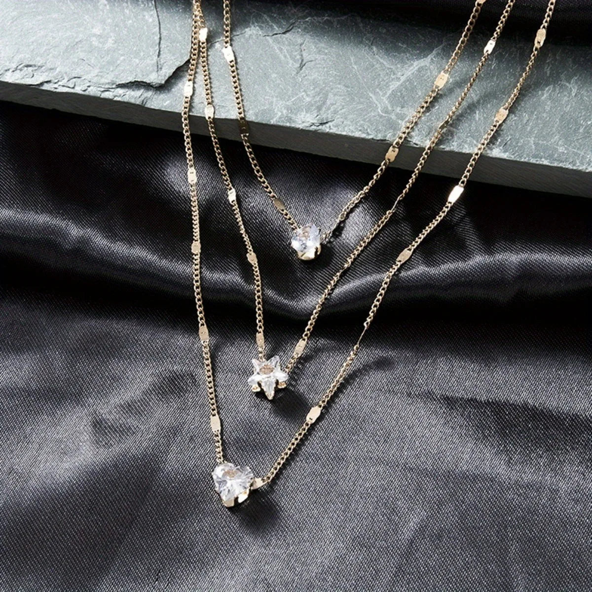 Glam Star & Heart Collarbone Necklace