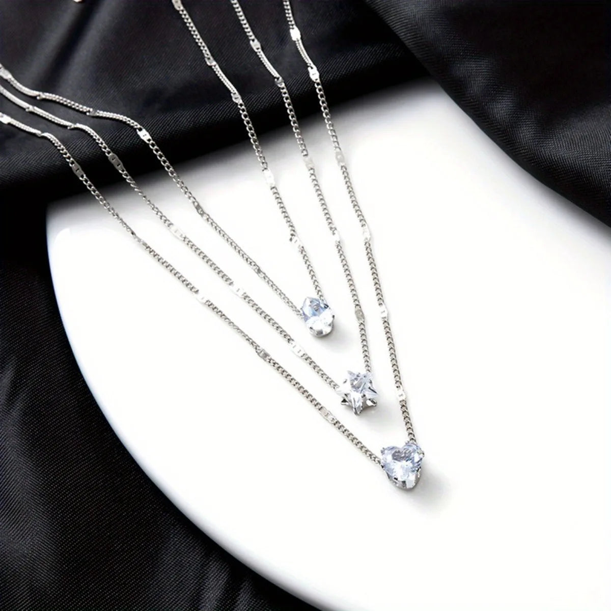 Glam Star & Heart Collarbone Necklace