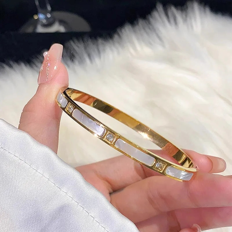 “SparkLuxe – 8-Piece Rhinestone Bracelet Set”