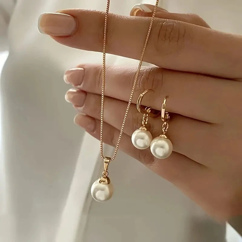 Golden Pearl Elegance Jewelry Set