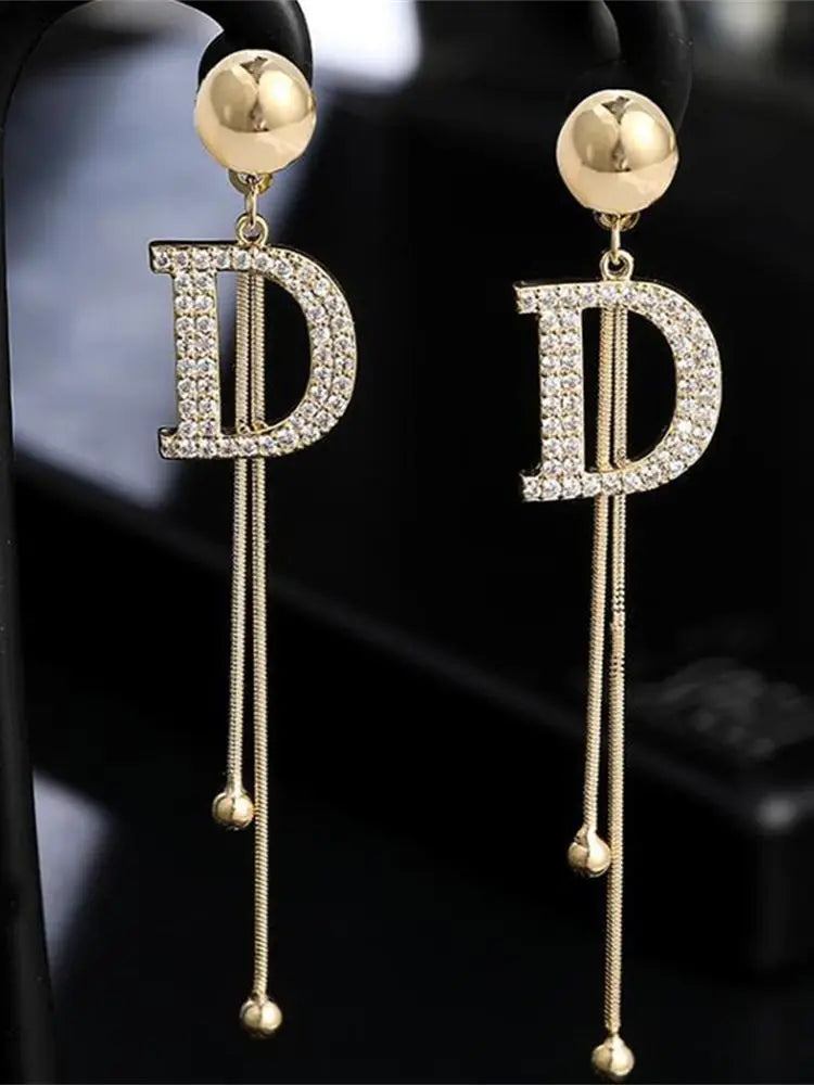 Radiant D – Chic Crystal Tassel Earrings