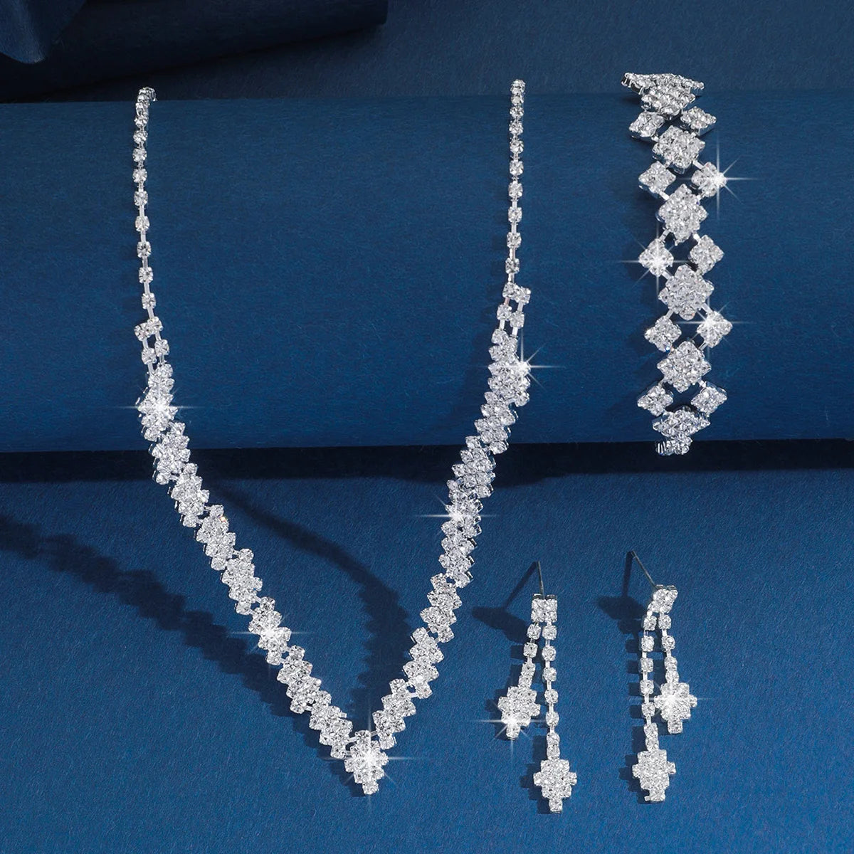 Moonlit Elegance – Necklace, Earrings & Bracelet Set