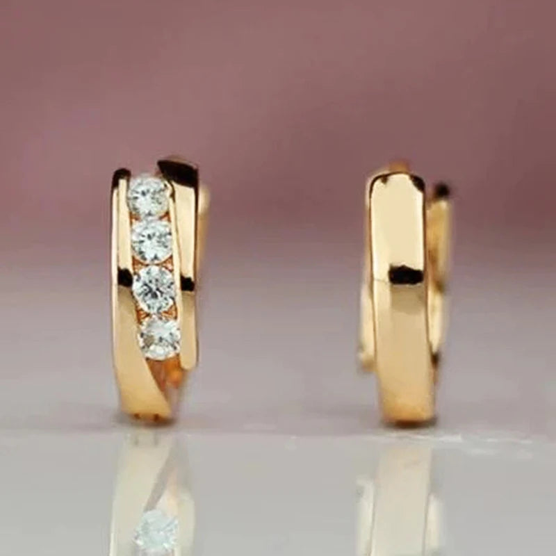 Golden Aura – Elegant Hoop Earrings