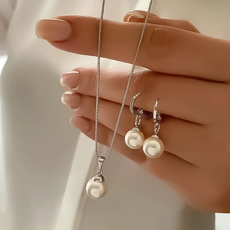 Golden Pearl Elegance Jewelry Set