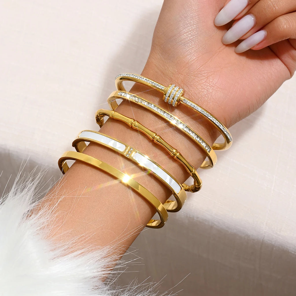 Lucky Clover Chic Bracelet