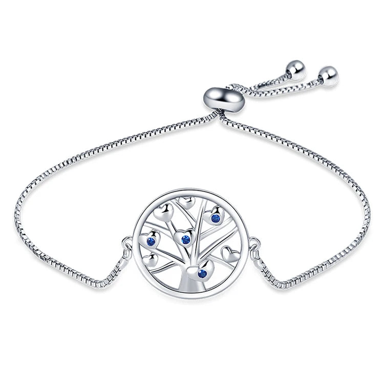 Moonlit Charm – Elegant Silver Bracelet