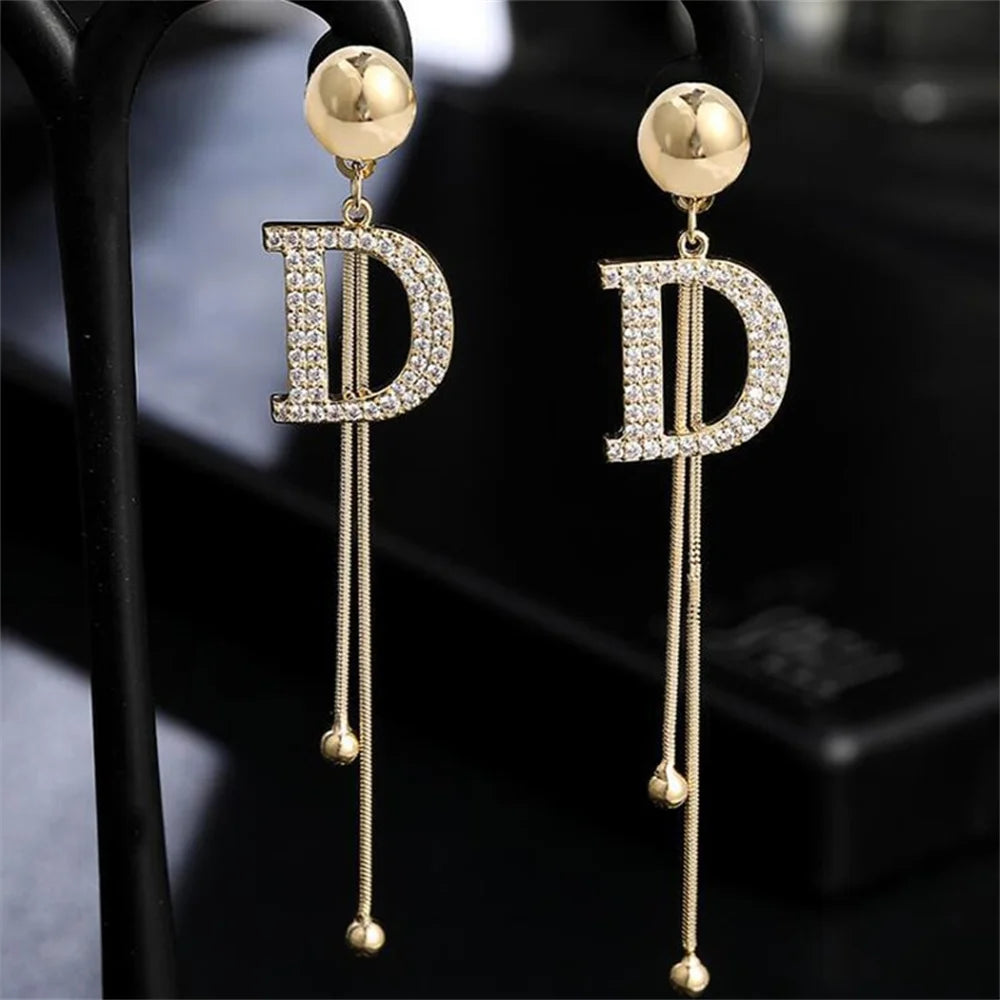 Radiant D – Chic Crystal Tassel Earrings
