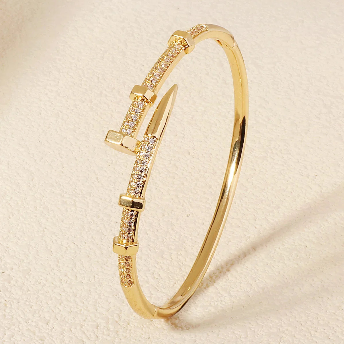 Twinkle Screw – Zircon Fashion Bracelet