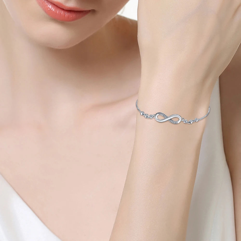 Moonlit Charm – Elegant Silver Bracelet