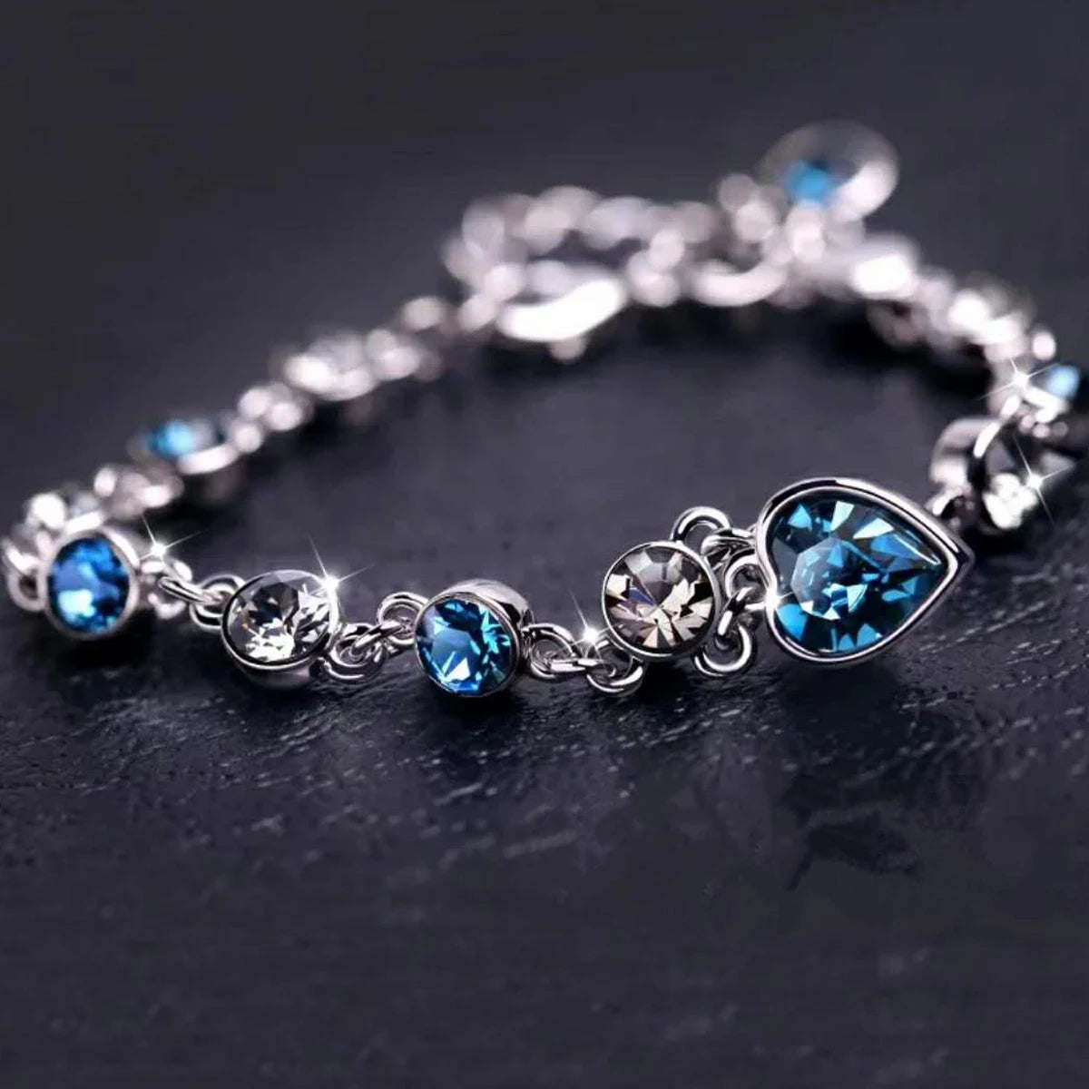 Lucky Heart – Silver Blue Crystal Bracelet